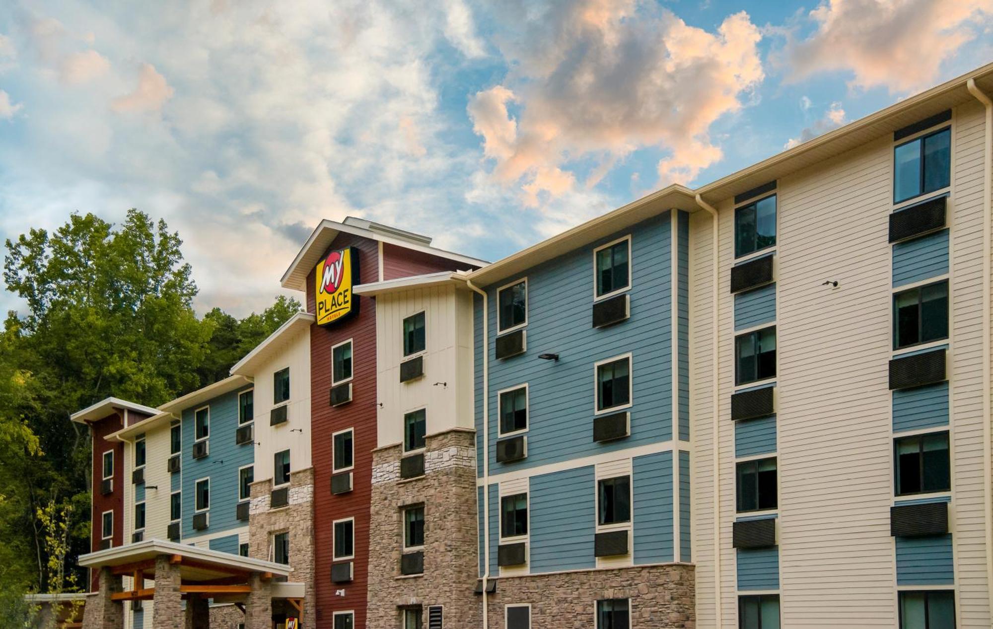 My Place Hotel-Huntersville, Nc Eksteriør billede